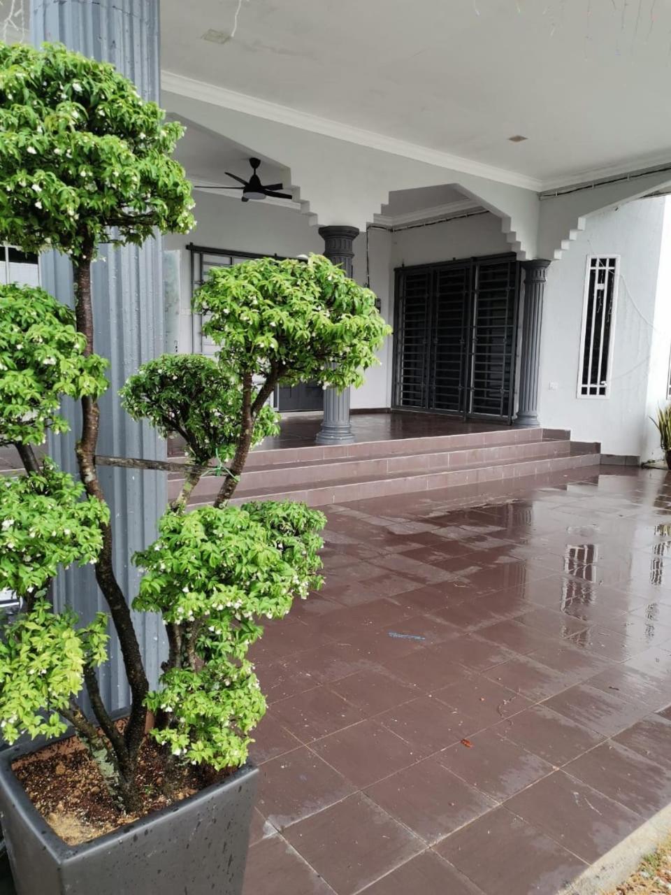 Ary&Zz Homestay For Islam Guests Tanjung Karang Zewnętrze zdjęcie